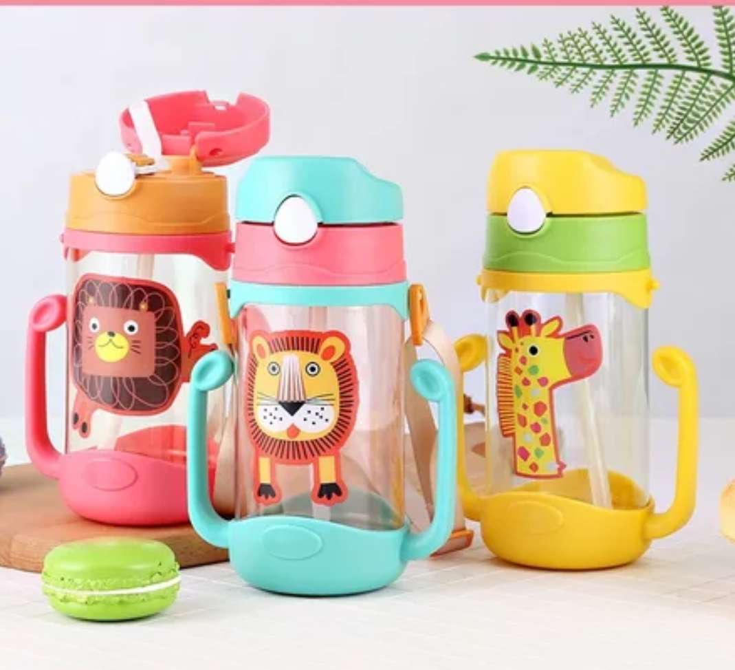 Plastic cup space cup water cup cup