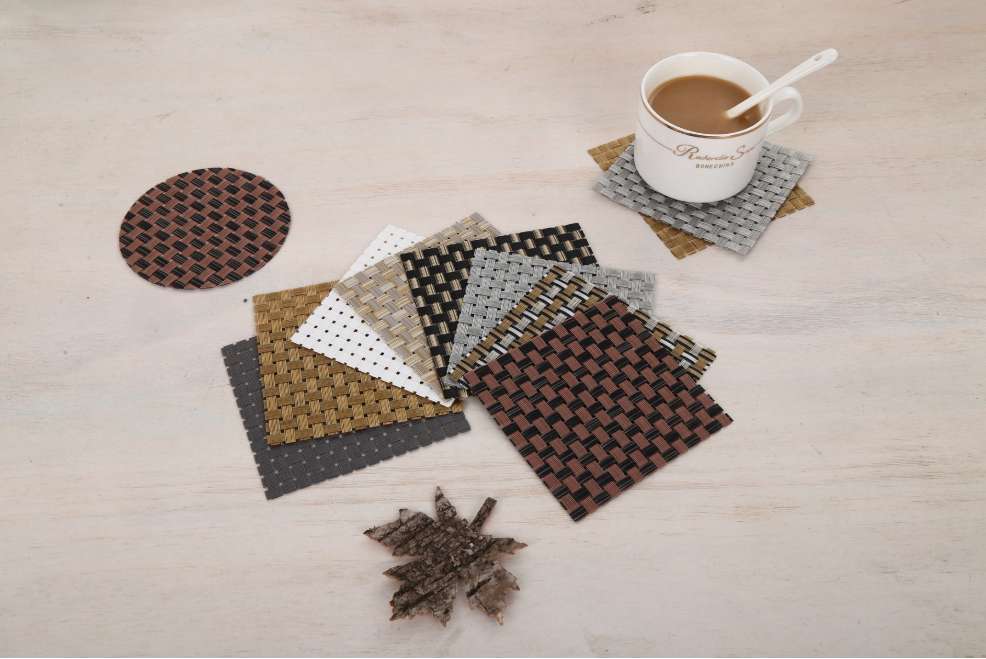 简约百搭杯垫 纯色餐桌隔热垫酒店pvc编织防易洗干方形杯垫