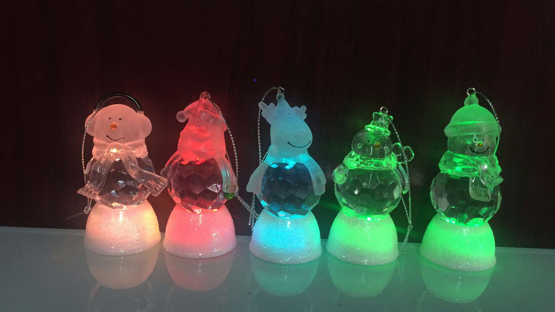 水晶球雪人老人