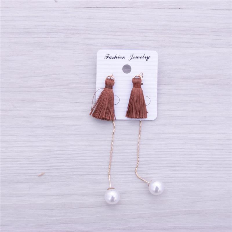 New stylish Korean earrings, short pendants, personalized earrings and stud earrings with real gold plating, super fairy-like, versatile for Internet celebrities Application Scenario