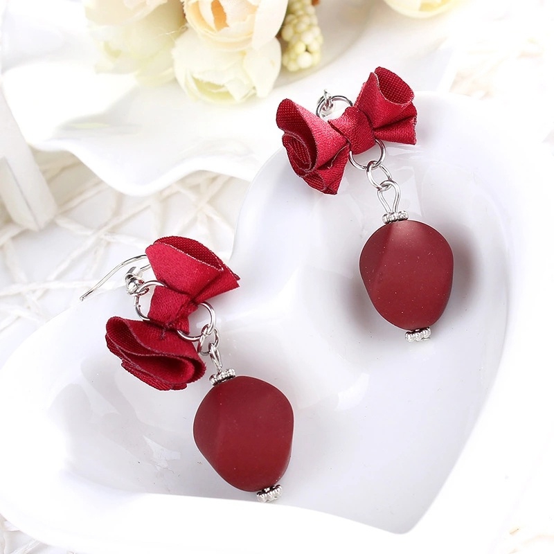 European and American style personalized earrings are popular cross-border e-commerce accessories undefined