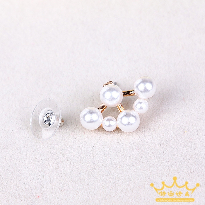 Korean-style pearl earrings for women with ear studs, fashionable and individual ear loops, ear hangers and earrings undefined