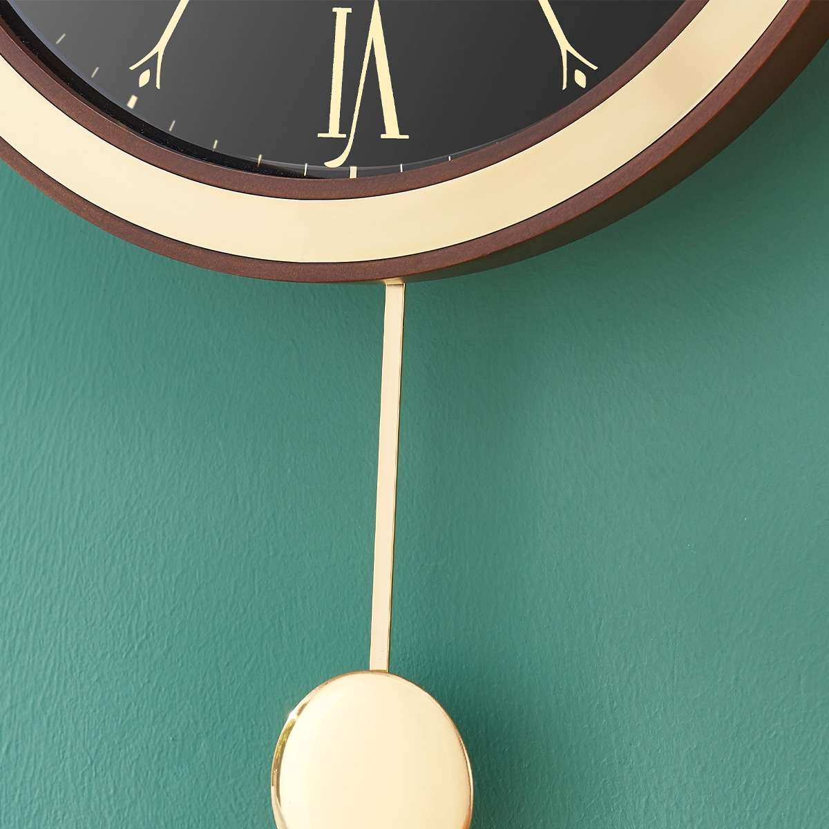 现代北欧创意时尚挂钟客厅装饰钟表金属轻奢家用石英钟大号细节图