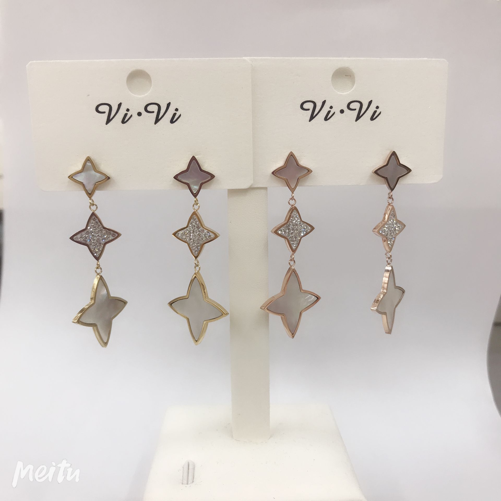Titanium steel earrings with shell and diamond earrings thumbnail
