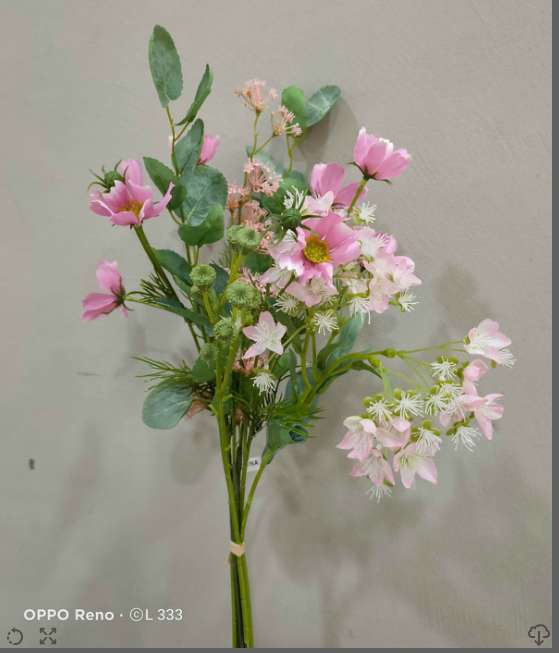 Artificial Persian Daisy bouquets, artificial flower bouquets, home table flowers, handicrafts, hotel soft decoration, wedding flower bouquets, and bridal bouquets Application Scenario