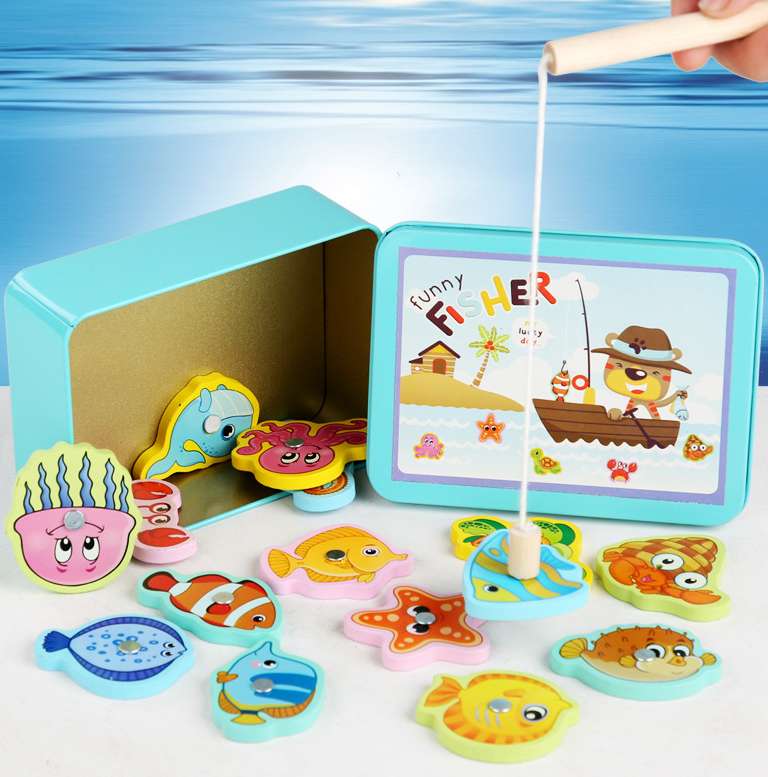 Iron box magnetic fishing wooden toys children's educational wooden toys Parent-child interactive children play house toys 15 fish full figure