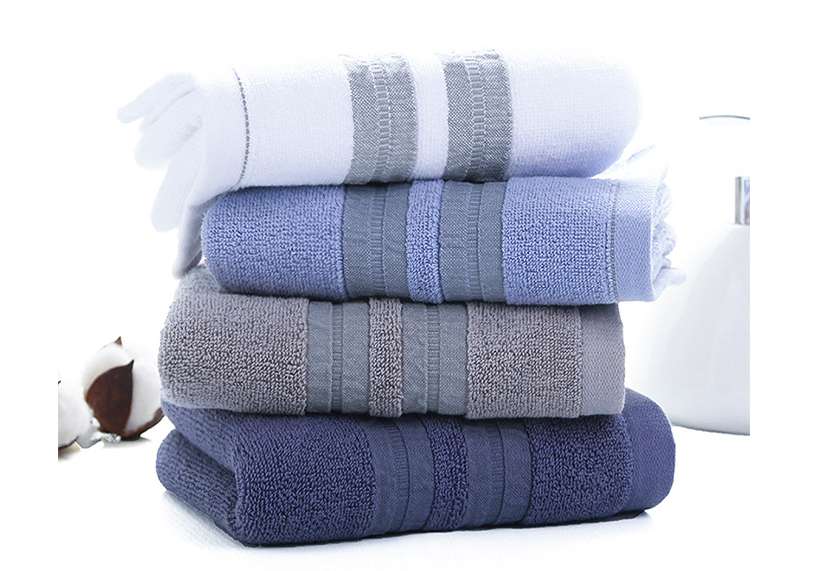 Cloth bath towels, size 70.140, available in various colors