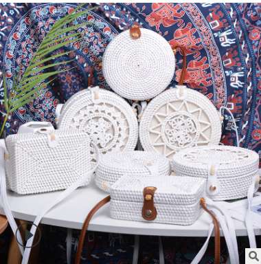Yiwu Selection manufacturers directly for web celebrity special sale rattan ins manual rattan white 20*8PU leather buckle bag thumbnail