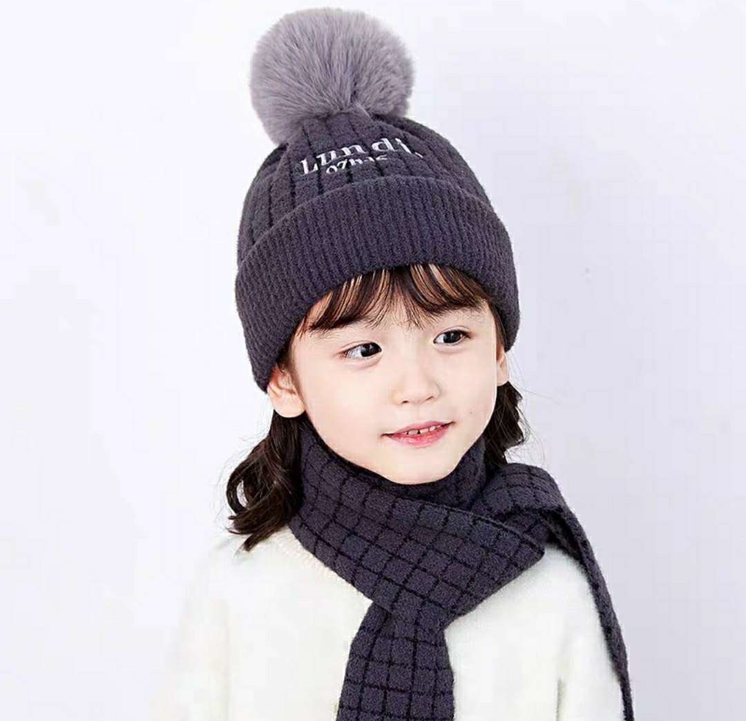 Baby wool scarf hat set Autumn/Winter ear protection wool hat, English style thumbnail