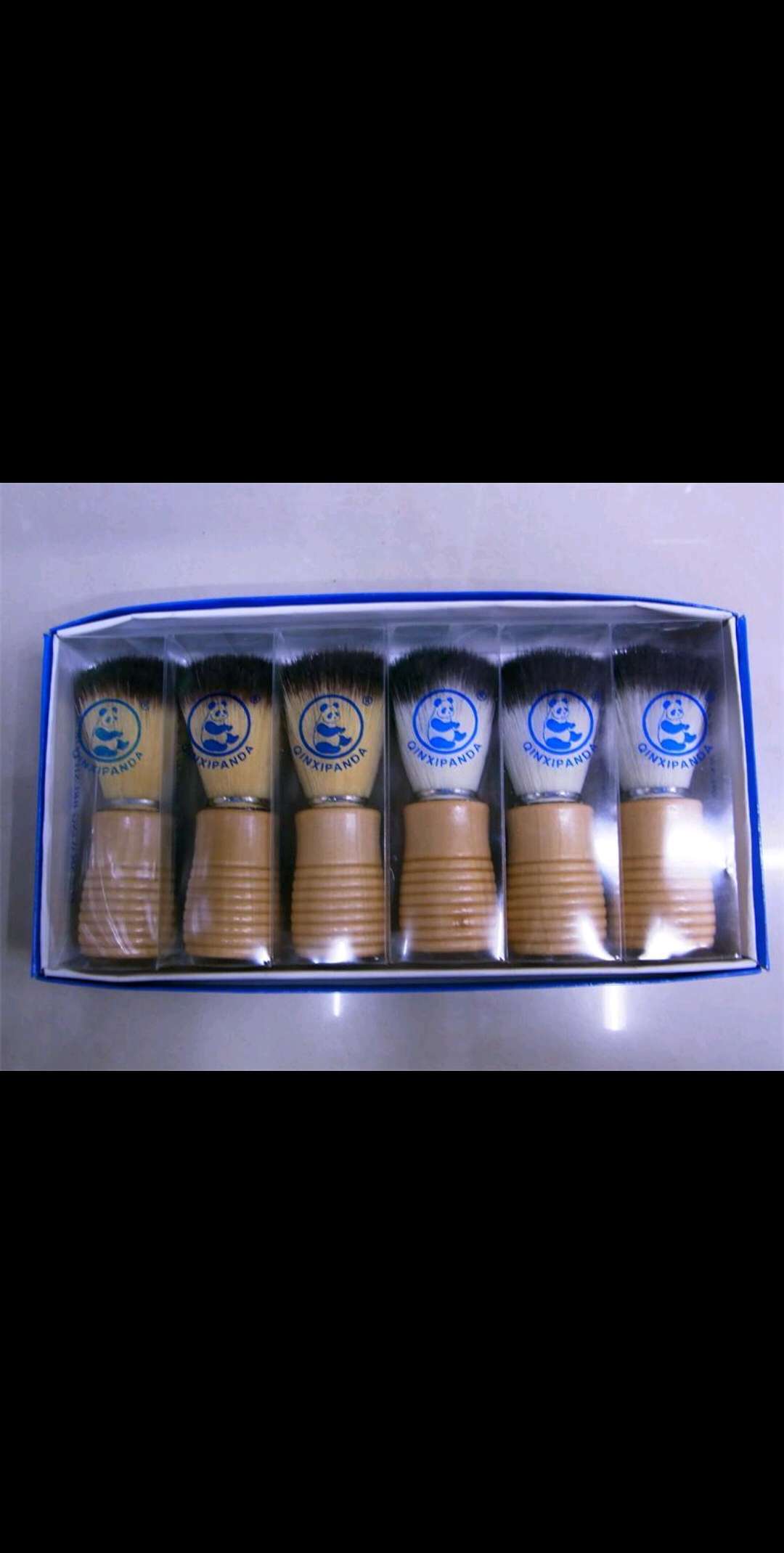 剃须膏、须后水实物图