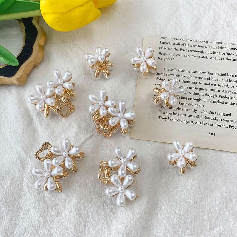 Grab grab flower head petal top clip, popular small hair accessory, flower 5-side clip, hair clip, pearl, Korean Instagram bangs undefined
