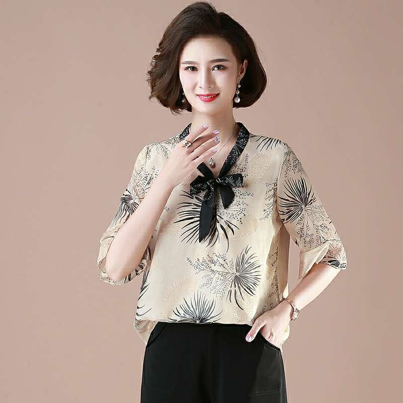 Mother modern short sleeved summer dress chiffon blouse for middle aged and old aged middle sleeved seven minutes trousers big size two piece suit thumbnail