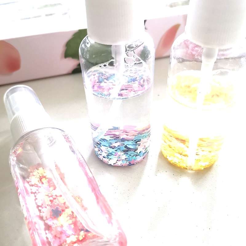 新款流沙喷雾瓶香水 彩色两片持久清香香水 学校周边热卖儿童玩具白底实物图
