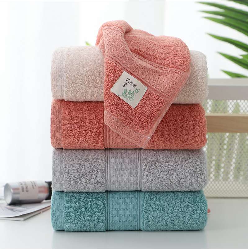 "Love Yourself, Love Your Family Factory Direct Sales 8578 Mugwort Antibacterial Bath Towel Pure Cotton Gift Bath towel. details Picture