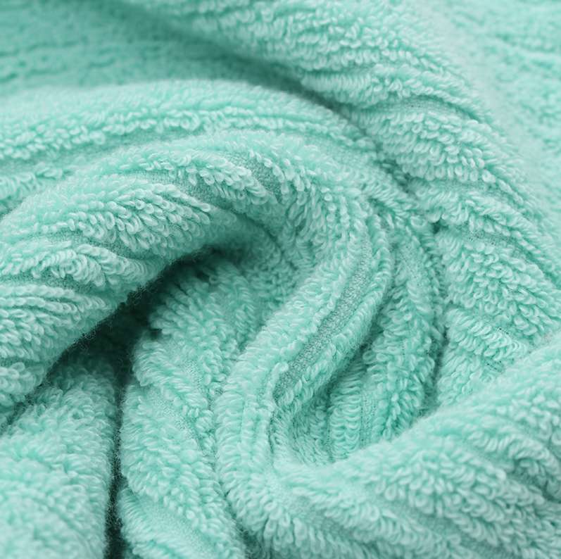 "Love Yourself, Love Your Family, Factory Direct Sale 8537 Wilderness Wind Bath Towel, Pure cotton Premium Bath towel. Application Scenario