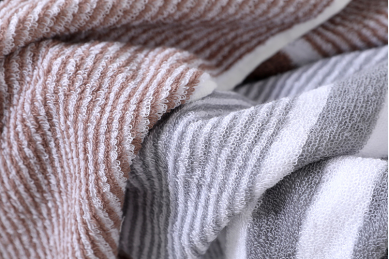 "Love Yourself, Love Your Family, Factory Direct Sale 8804 Jianyun Towel, Super Soft combed cotton towel. Specification image