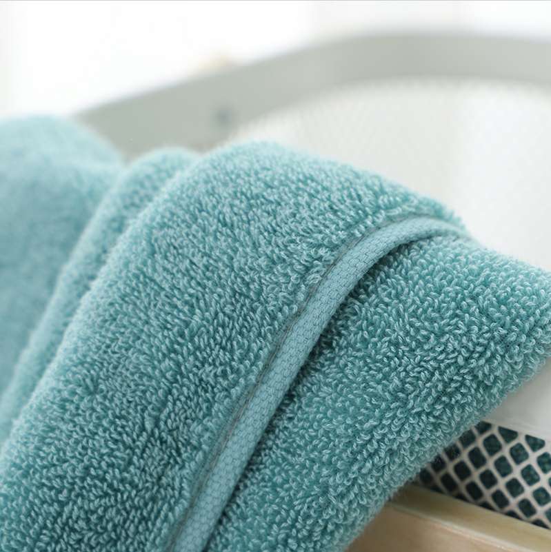 "Love Yourself, Love Your Family Factory Direct Sales 8578 Mugwort Antibacterial Bath Towel Pure Cotton Gift Bath towel. undefined