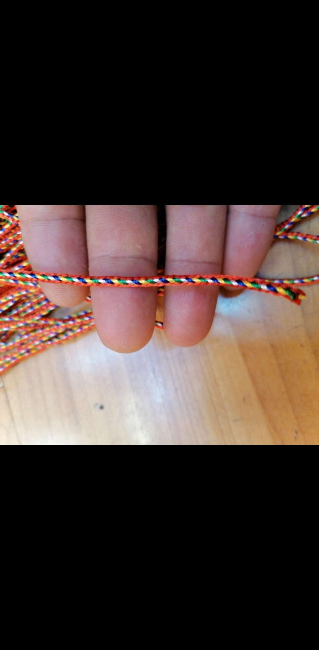 Five-color thread details Picture