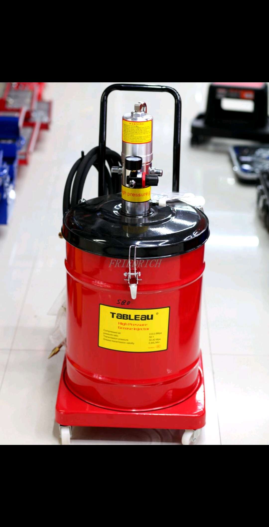 Grease machine, pneumatic high-pressure grease machine, grease gun, oil injector, high-pressure grease oil pump, lubrication pump, oil injector, oil pumping unit details Picture