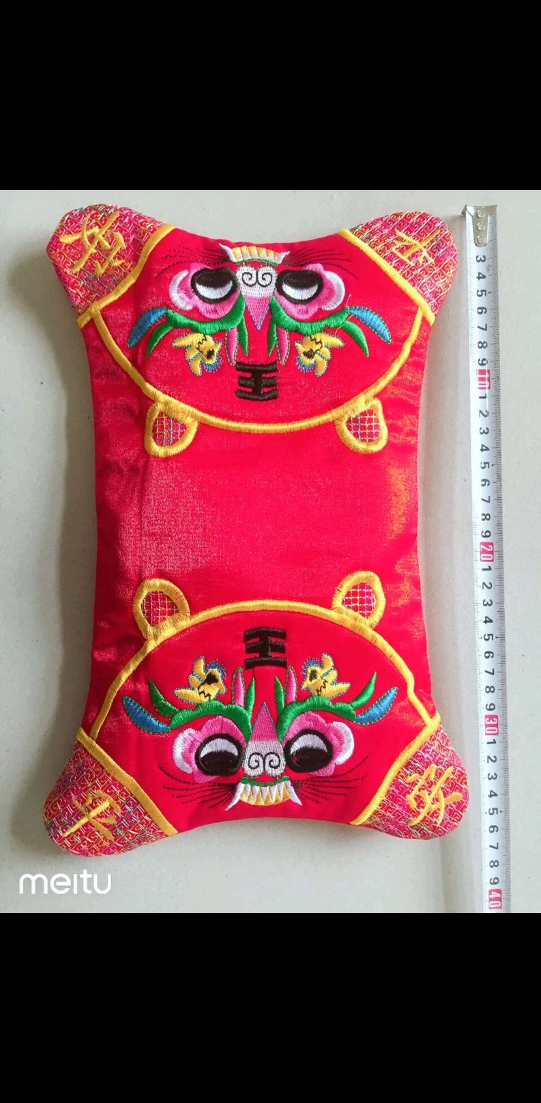 Red pillows for children in their zodiac year details Picture