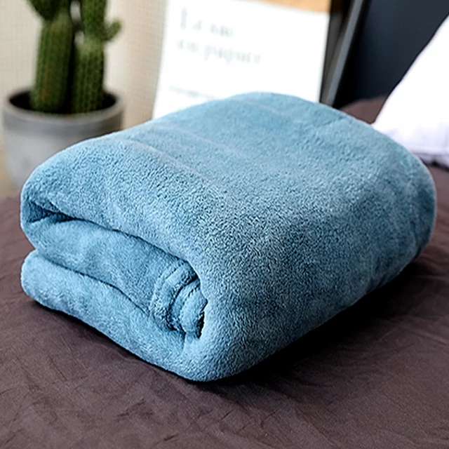 小毛毯办公室单人盖腿女夏季午休被子薄款珊瑚绒毯子空调午睡盖毯产品图
