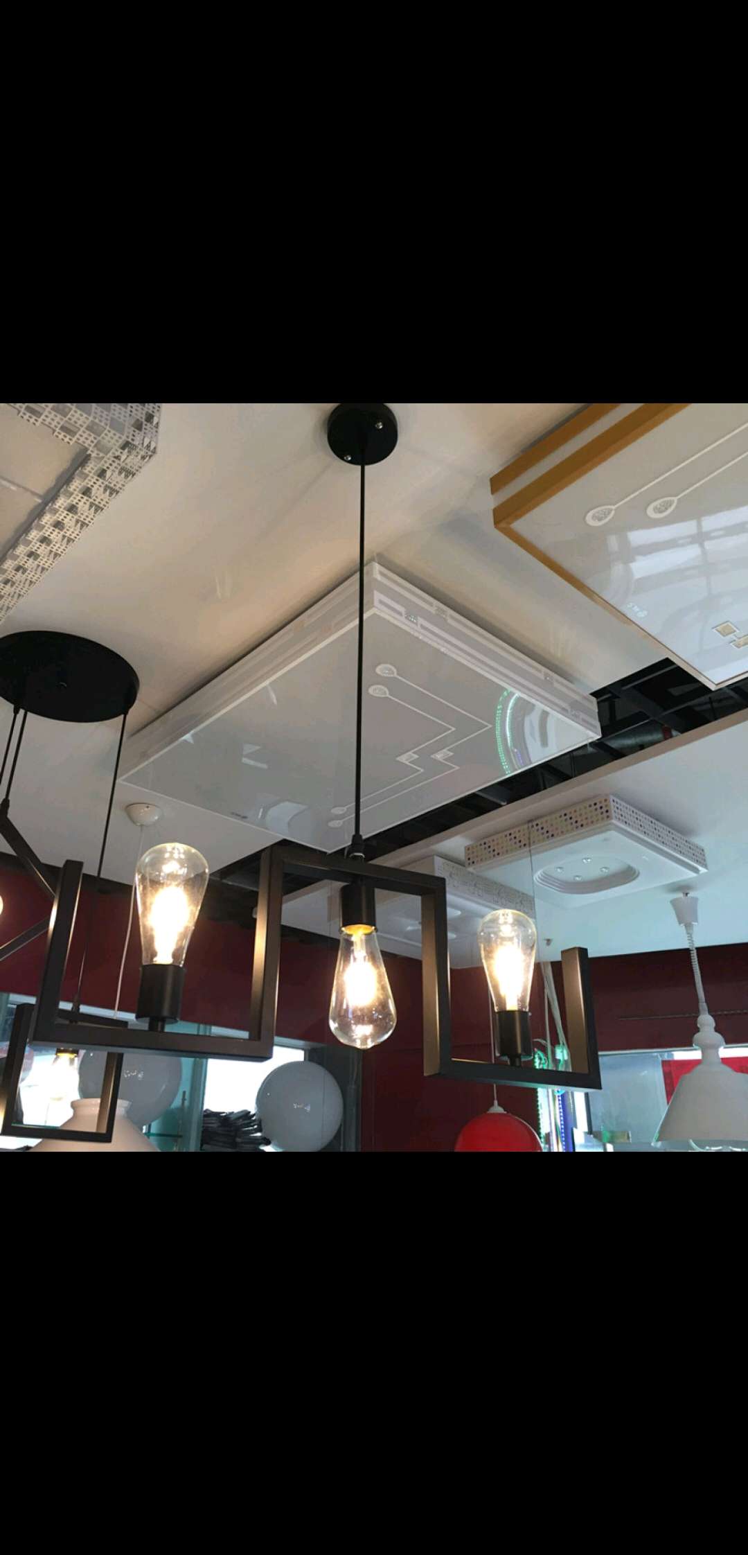 European-style household iron chandeliers, bar table lamps and dining table lamps are simple and elegant Specification image