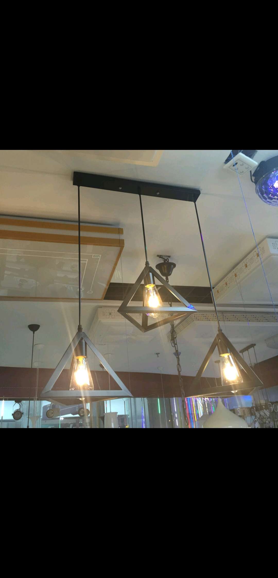 European-style iron chandeliers, bar table lamps, and various tea restaurant chandeliers undefined