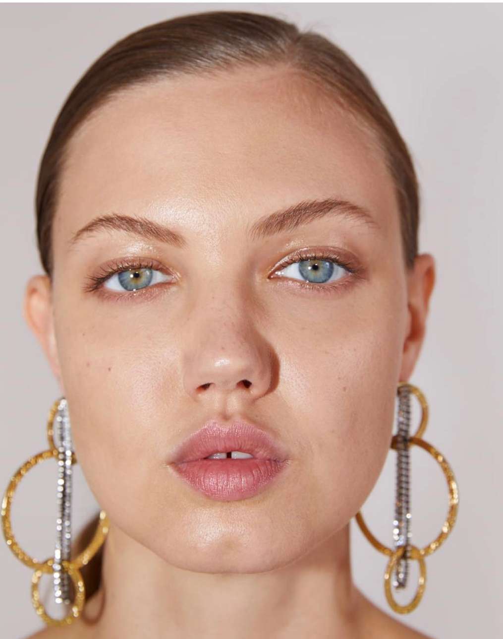Simple air cross-border earrings for electroplated claw chain temperament fashion earrings thumbnail