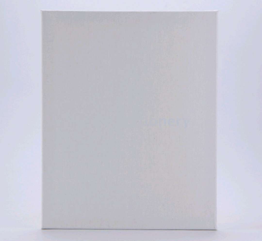 Wholesale processing and customization of pure cotton solid wood fine-grained stretched fabric oil painting frames and white picture frames Specification image