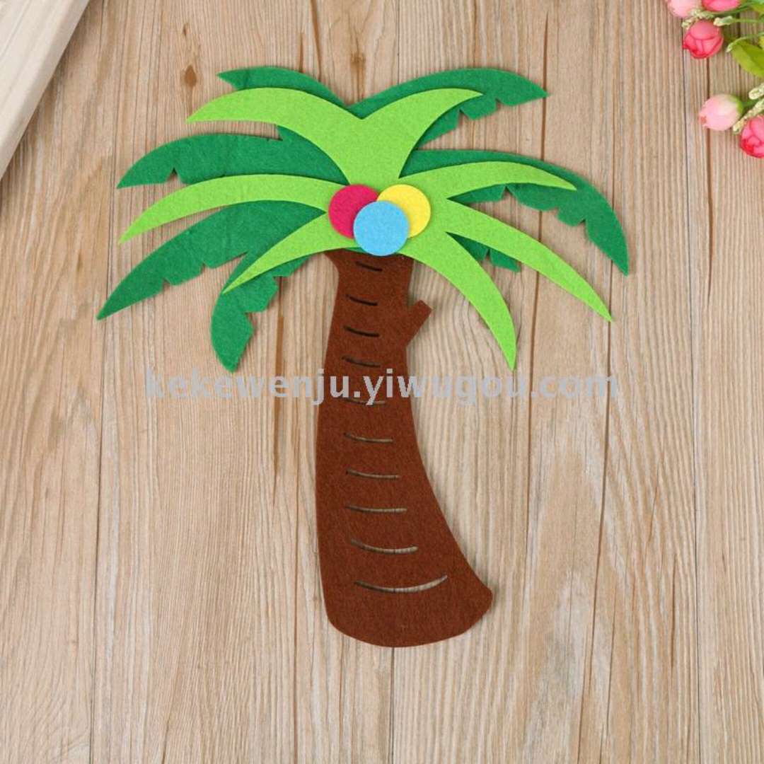 Non-woven fabric is used for the decoration of the classroom environment in kindergartens and primary schools. The children's rooms are decorated with cute tree-shaped walls covered with non-woven fabric details Picture