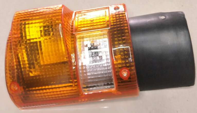 Corner Light 3 full figure