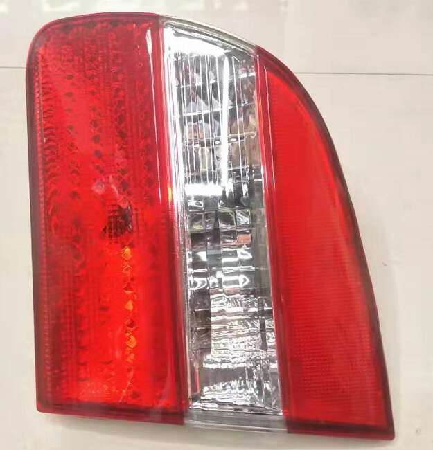 Corner Light 2 full figure