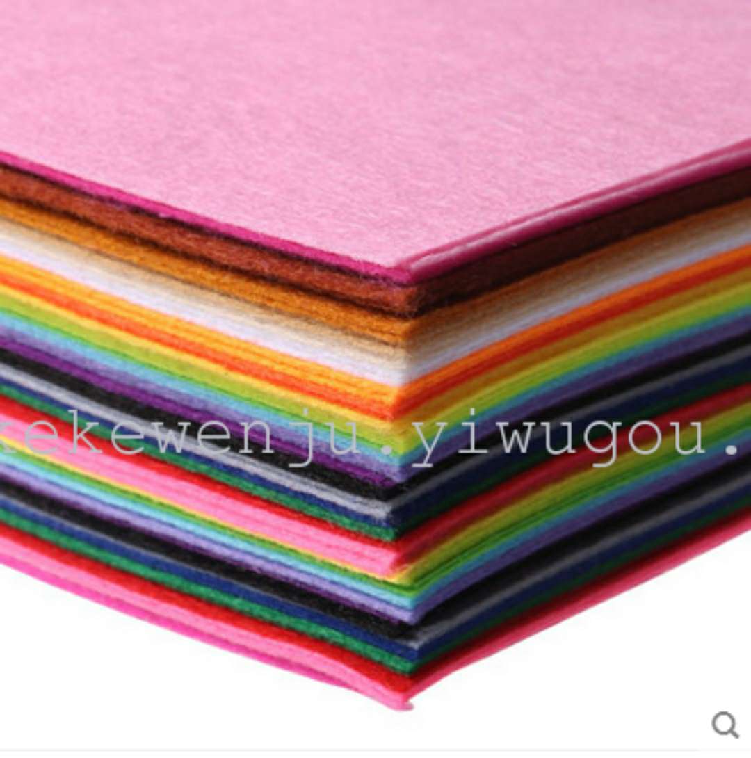 Colored non-woven fabric, 1mm thick felt fabric, handcrafted material details Picture