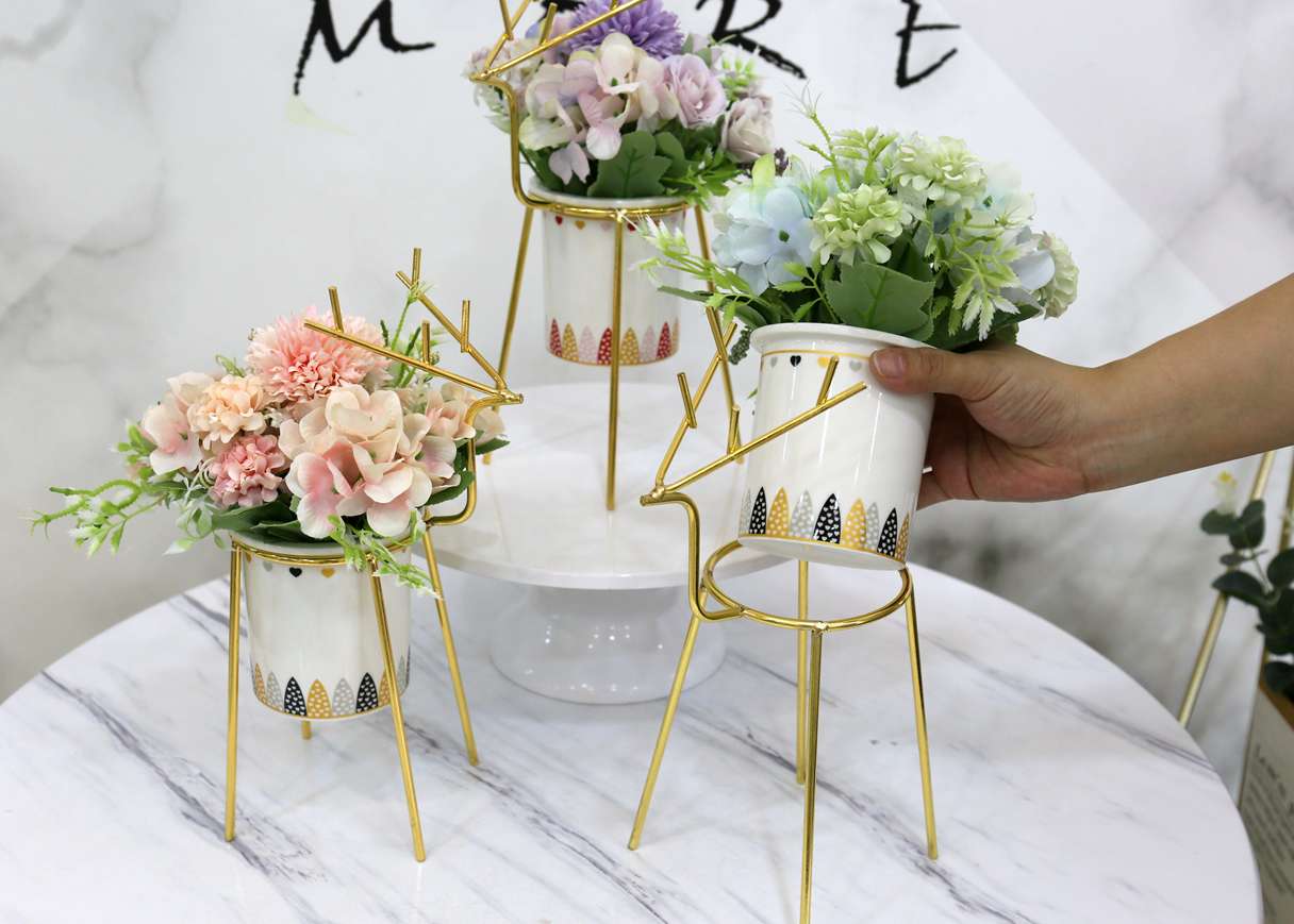 Hanlv Simulation Craft Factory Direct Sales Creative Deer Ironwork simulation flowers, artificial flowers, potted plants, bonsai, home decoration ornaments, foreign trade bestsellers undefined