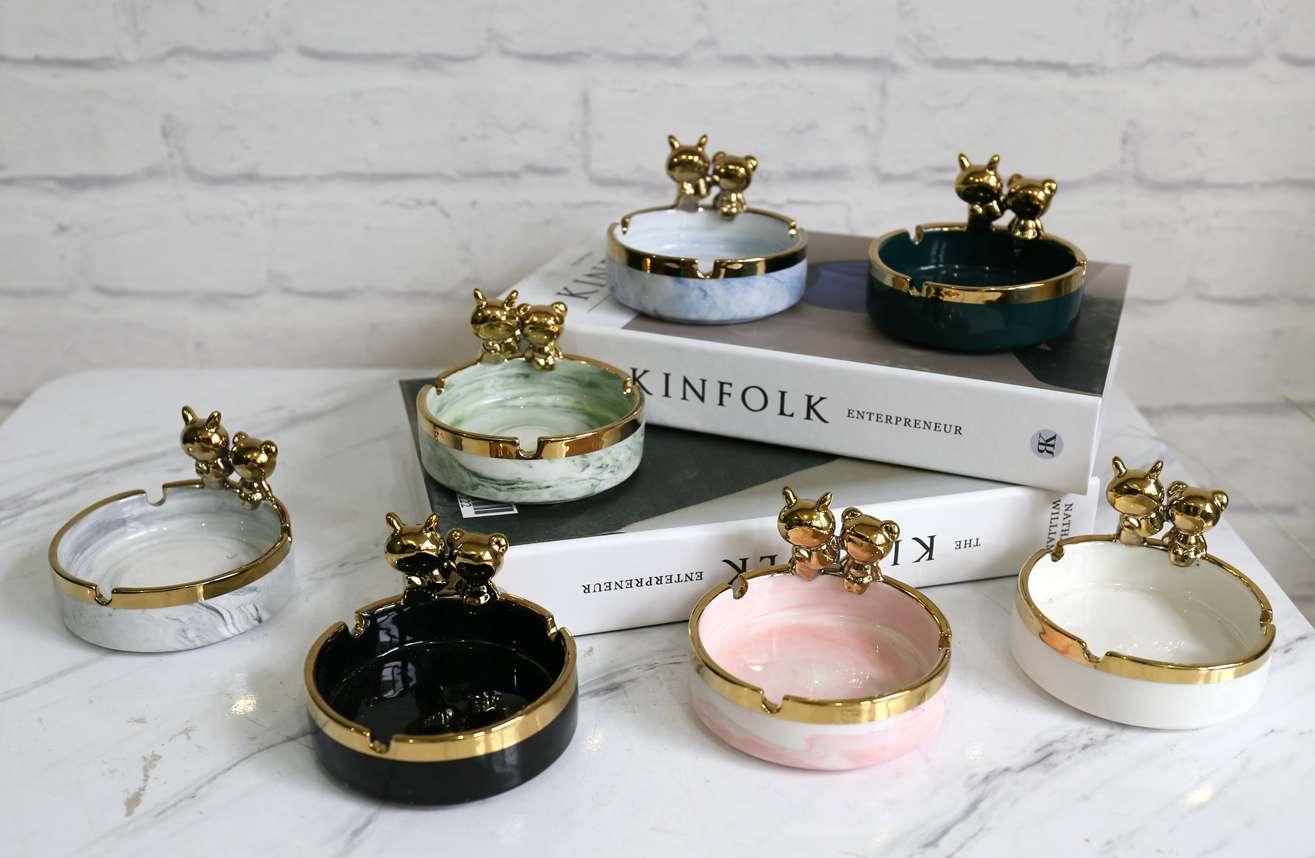 Hanlv Handicrafts Light Luxury Ceramic Creative Cartoon Ashtray Item Picture