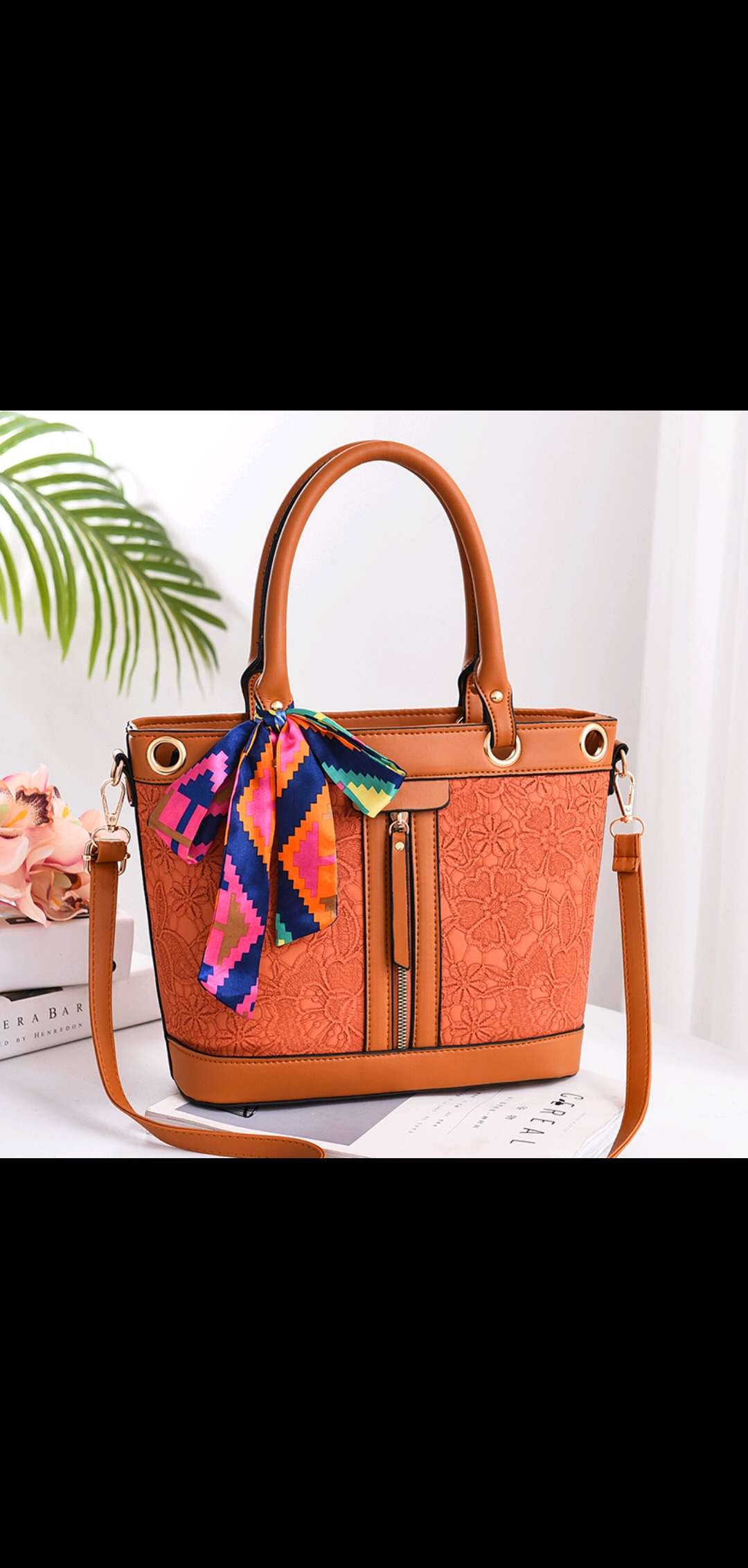 حقائب مختصر من منديل، وقماش منديل، وحقائب أخرى من أزياء وقلب أزياء Item Picture