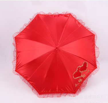 Factory direct sales of heart-shaped skirted wedding umbrellas, bridal lace umbrellas, new red umbrellas, custom-made and wholesale detail image 3