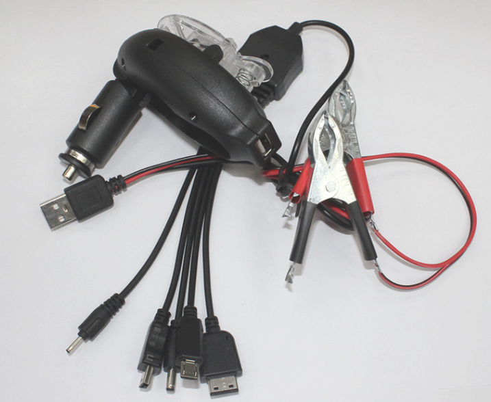 New Solar 12V Car Trailer Five Mobile Phone Clip Charger With African Battery Clip Application Scenario