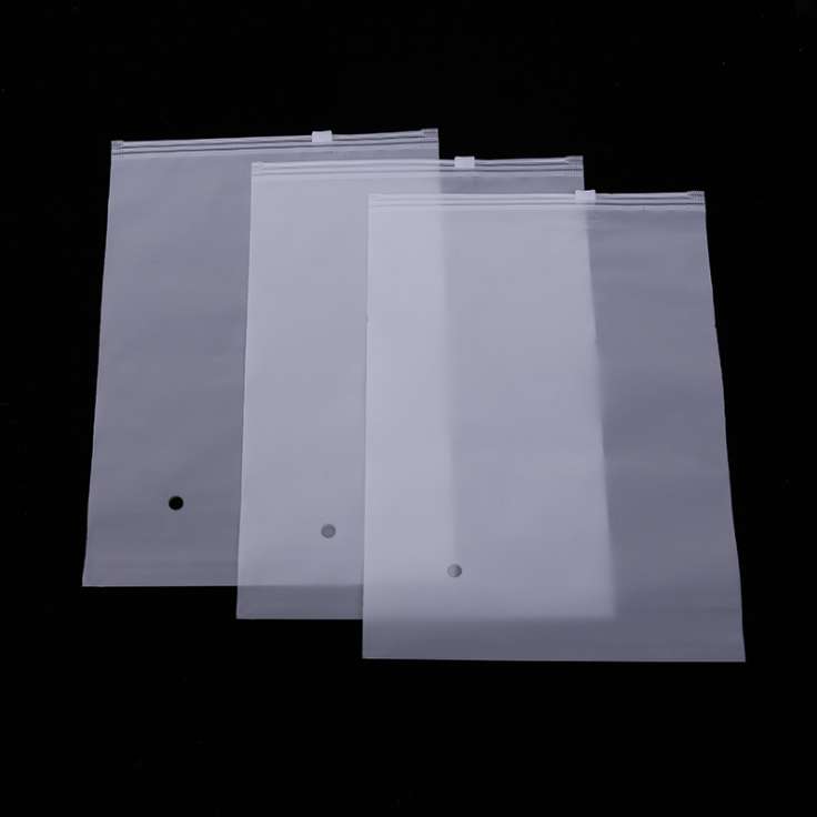 Wholesale frosted zipper bags, underwear and clothing packaging bags, new material plastic self-sealing bags, children's clothing zipper bags, universal stock detail image 2