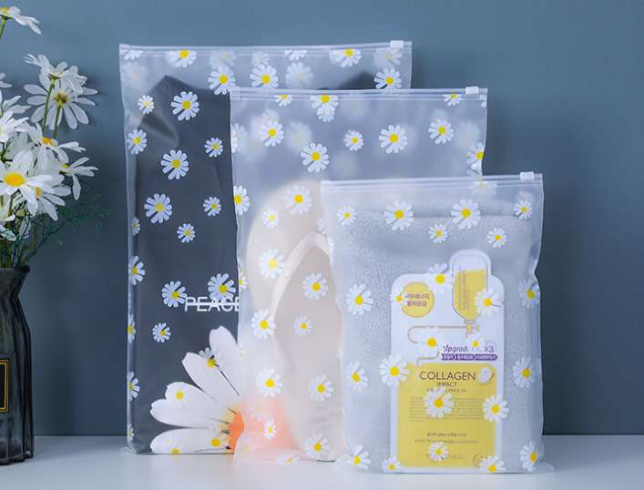 Wholesale in stock, universal printed Daisy zipper bags, simple frosted bags, semi-transparent and customizable Specification image