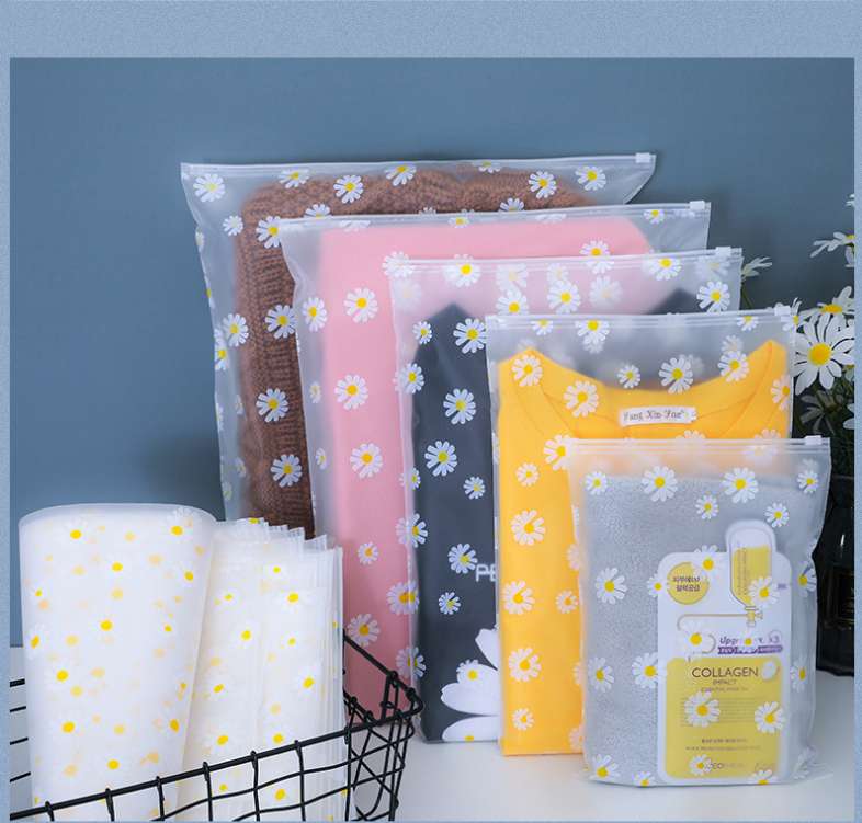 Wholesale in stock, universal printed Daisy zipper bags, simple frosted bags, semi-transparent and customizable undefined