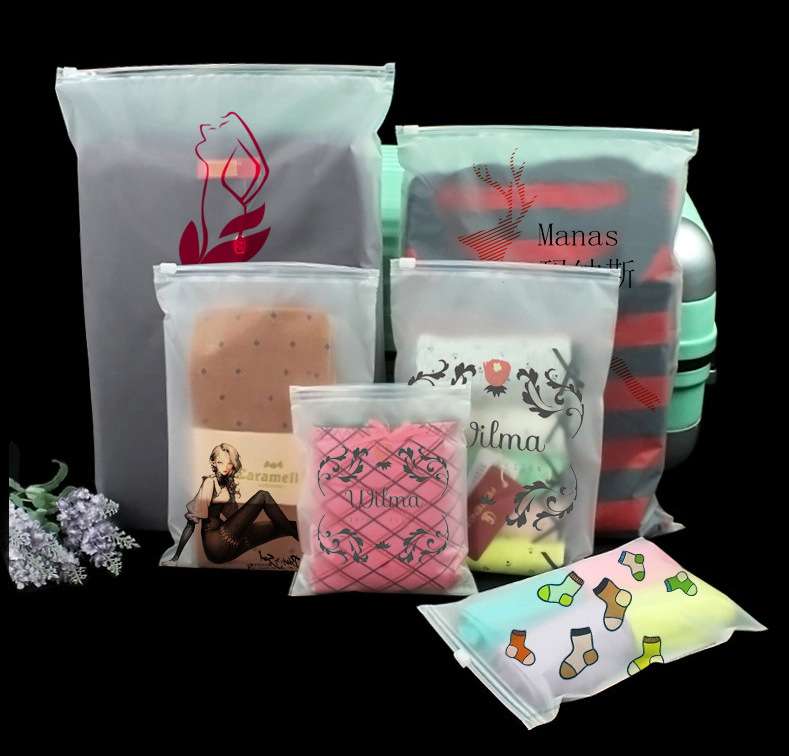 Wholesale frosted zipper bags, underwear and clothing packaging bags, new material plastic self-sealing bags, children's clothing zipper bags, universal stock undefined