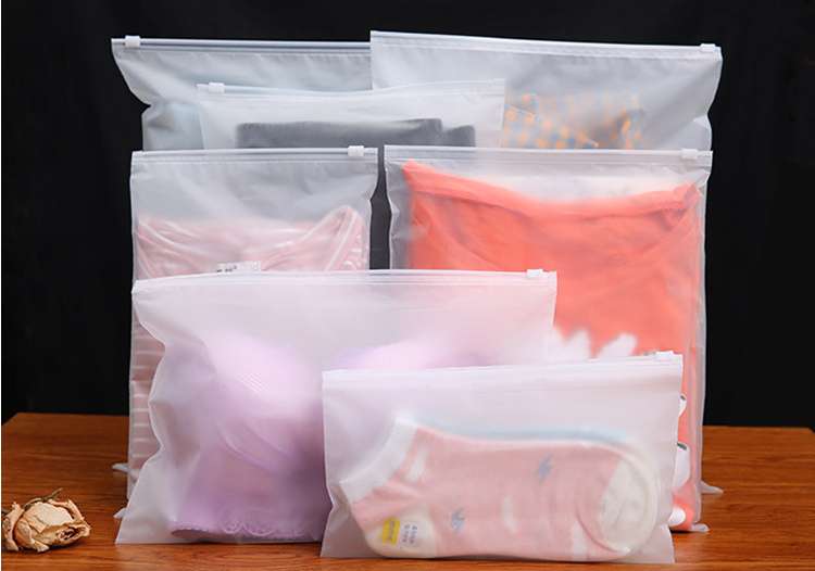 Wholesale frosted zipper bags, underwear and clothing packaging bags, new material plastic self-sealing bags, children's clothing zipper bags, universal stock detail image 7