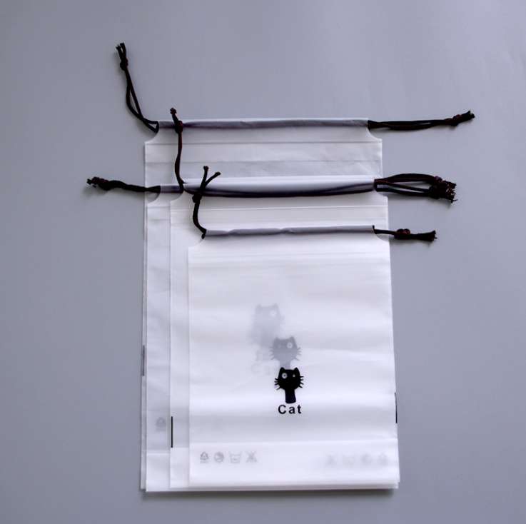 Available in stock: Universal cartoon bear style zipper bags, simple string bags, frosted drawstring bags, semi-transparent drawstring bags, customizable detail image 9