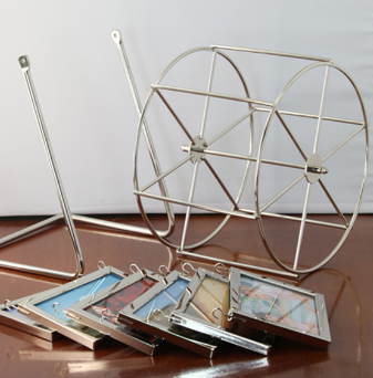 Ferris wheel rotating photo frame, studio photo frame, metal photo frame, gift photo frame wholesale, wedding photo studio detail image 2