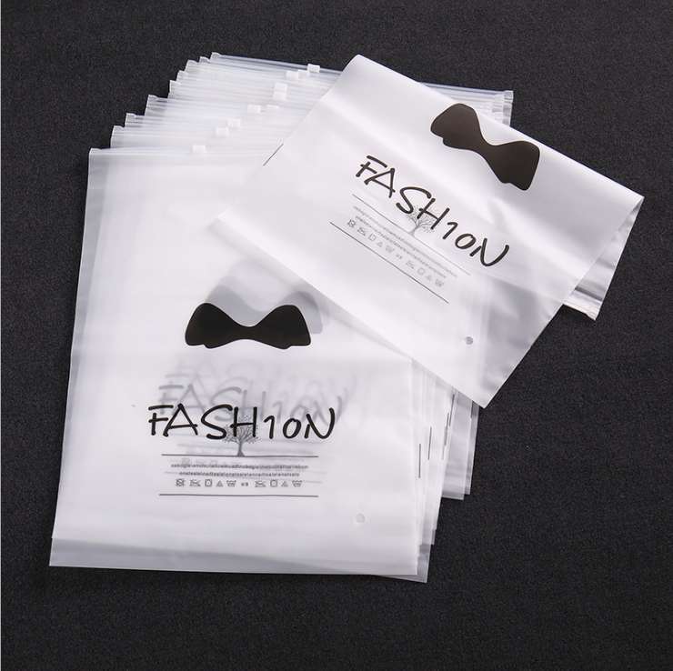 Wholesale general stock: Little elephant style, cloud style, baby mouse style, frosted zipper packaging bags, scarf bags, children's pants bags, high-end plastic zipper bags, customizable LOGO, factory direct sales detail image 6