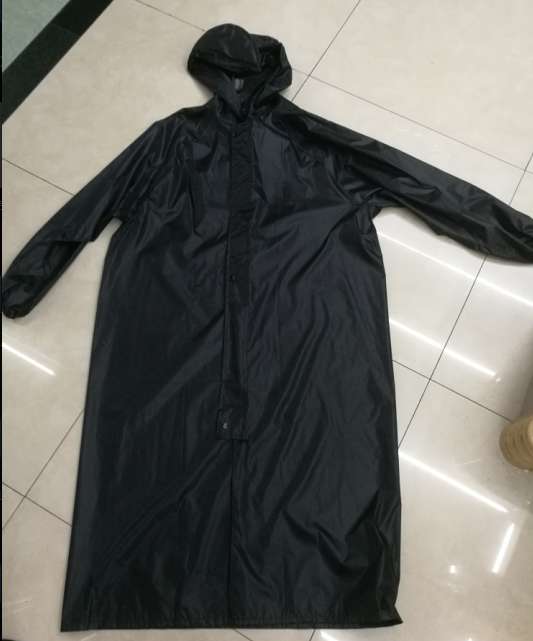 风衣式长雨衣