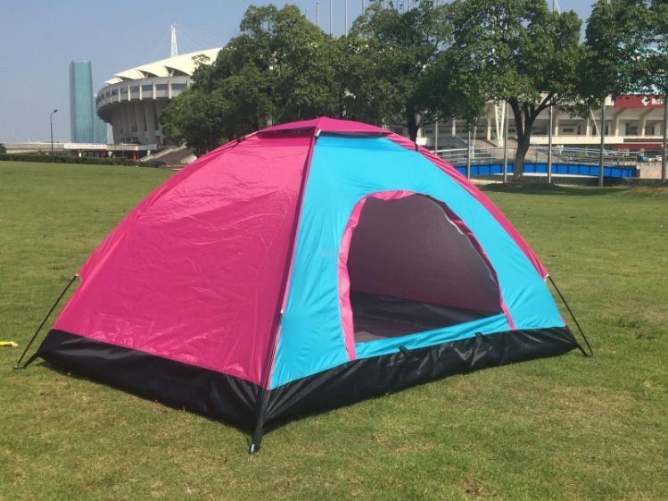 Manual camping tents with fiberglass poles for 2-3 people are bestsellers Application Scenario
