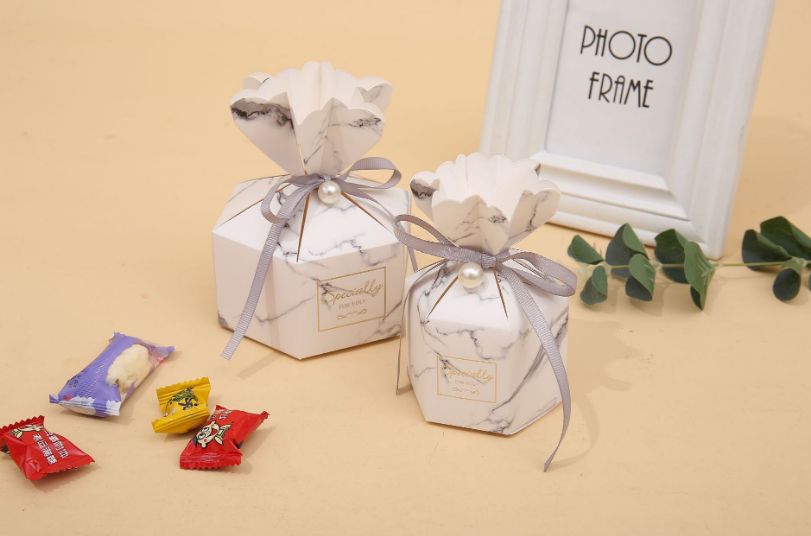 新款欧式花瓶喜糖盒子婚礼糖盒满月系创意喜糖袋结婚用品厂家批发(定制款图片仅供参考)细节图