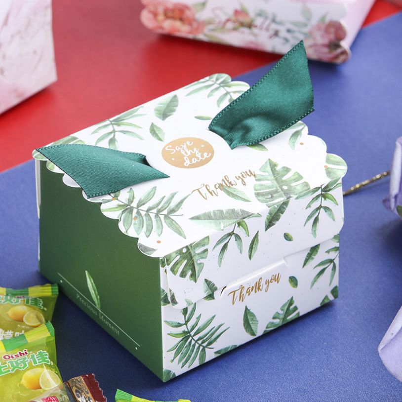 韩式创意结婚方形喜糖糖盒子中式糖果纸盒满月喜糖袋欧式结婚用品批发(定制款图片仅供参考)